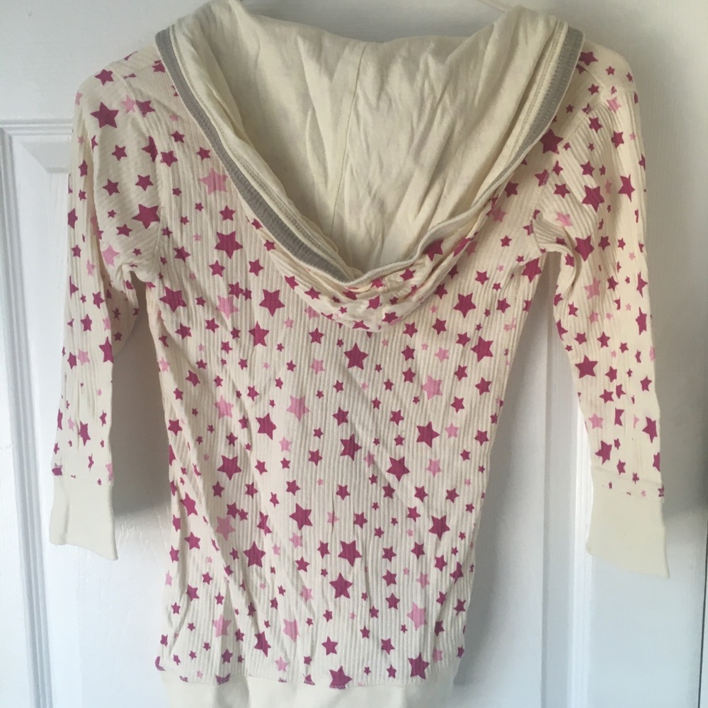Half sleeve shirt